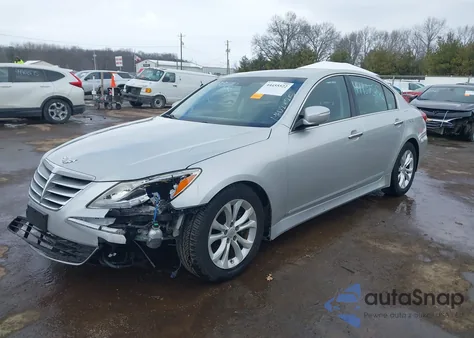 2012 Hyundai Genesis 3.8 z USA, uszkodzony, nr VIN KMHGC4DDXCU193468